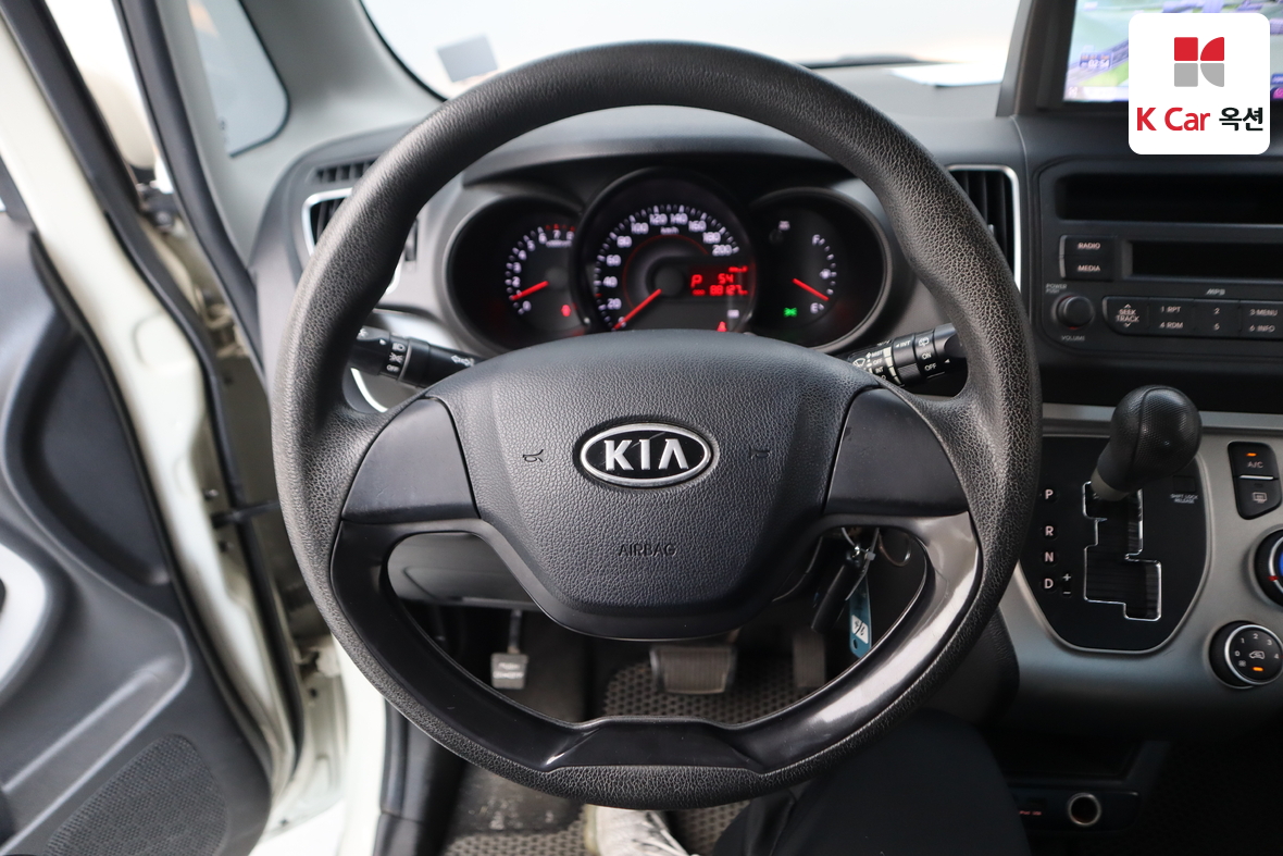 Kia Ray 2012 - Image 10