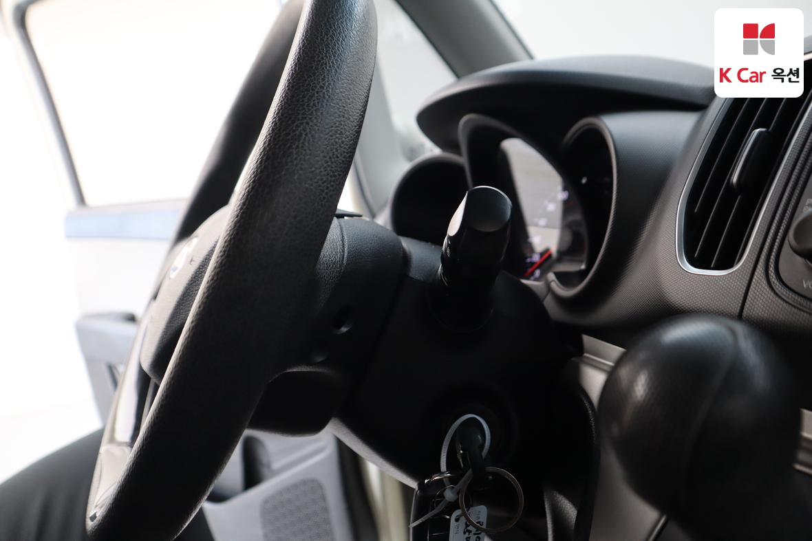 Kia Ray 2012 - Image 11