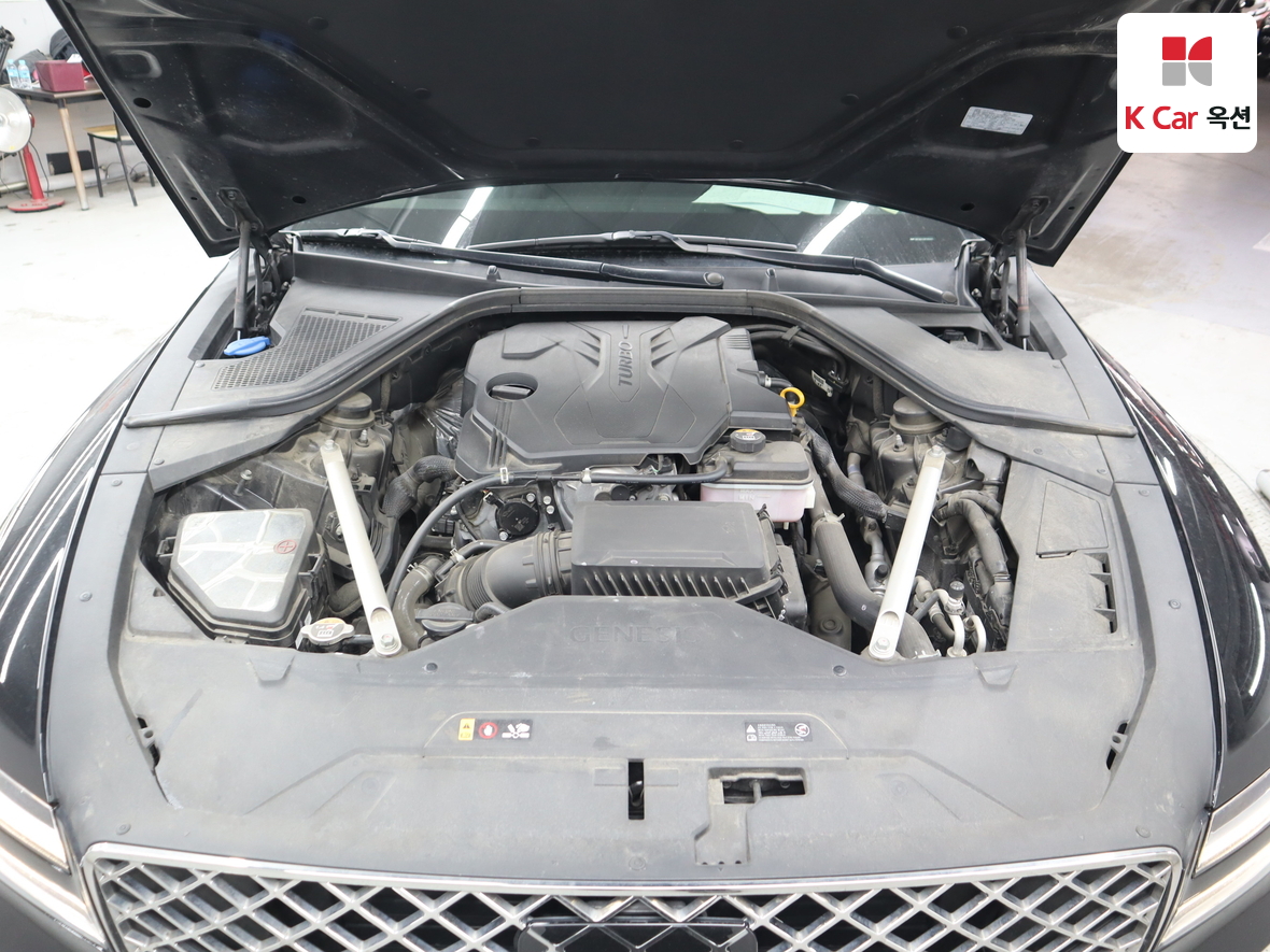 Genesis G80 - 35