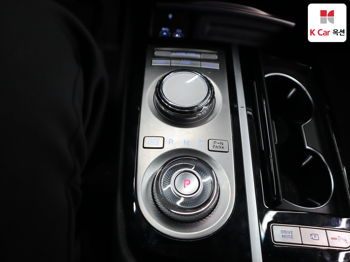 Genesis G80 - 17