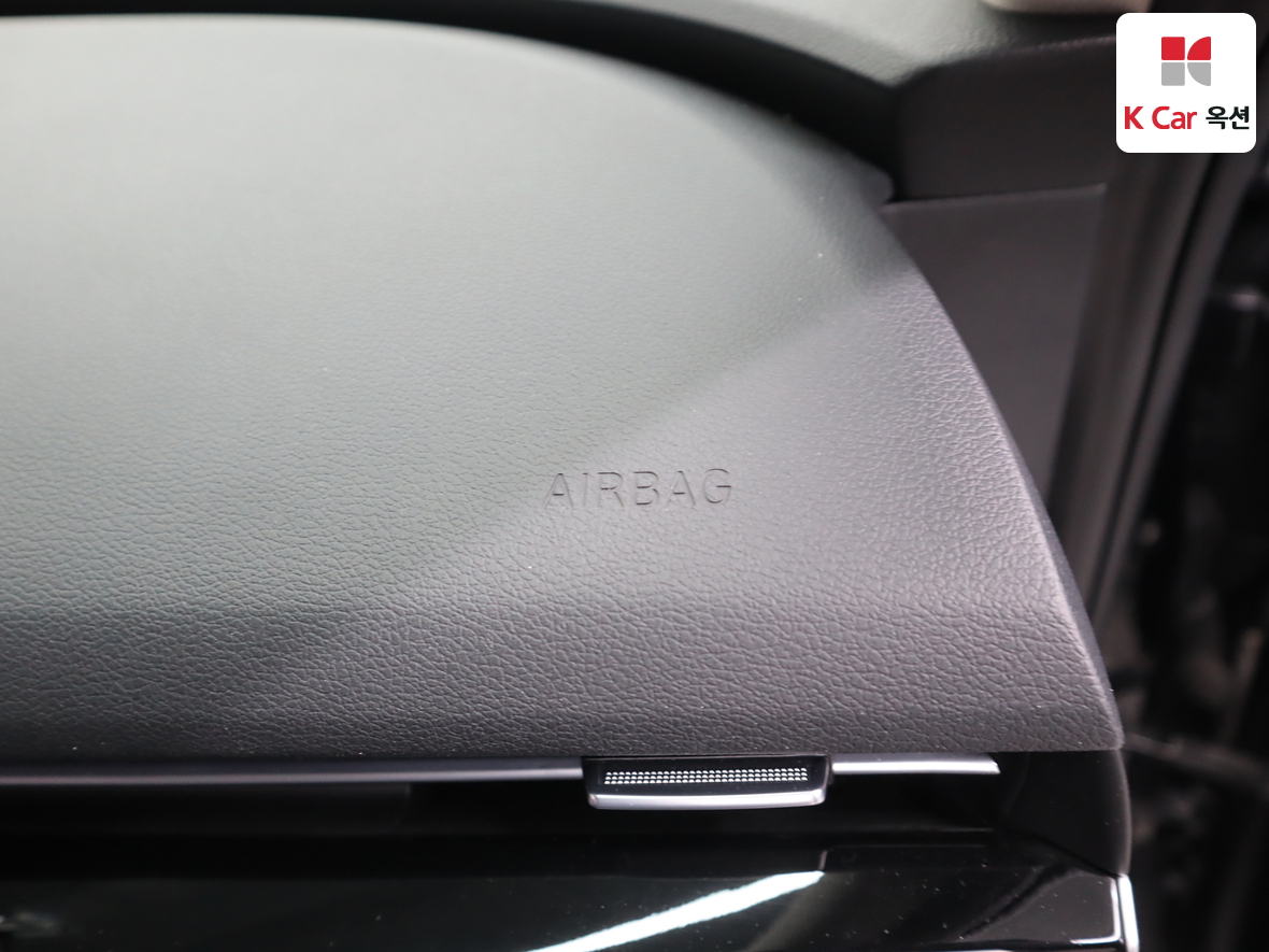 Genesis G80 - 33