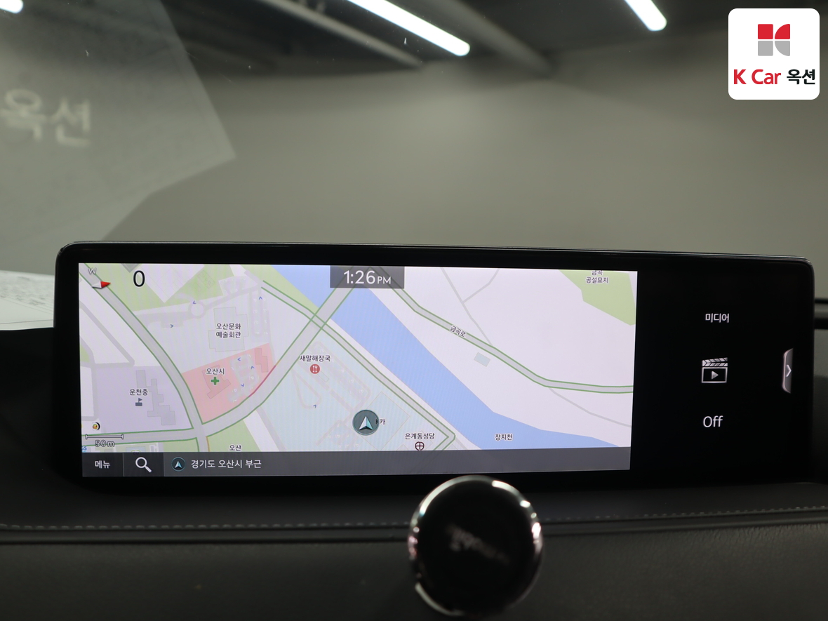 Genesis G80 - 14
