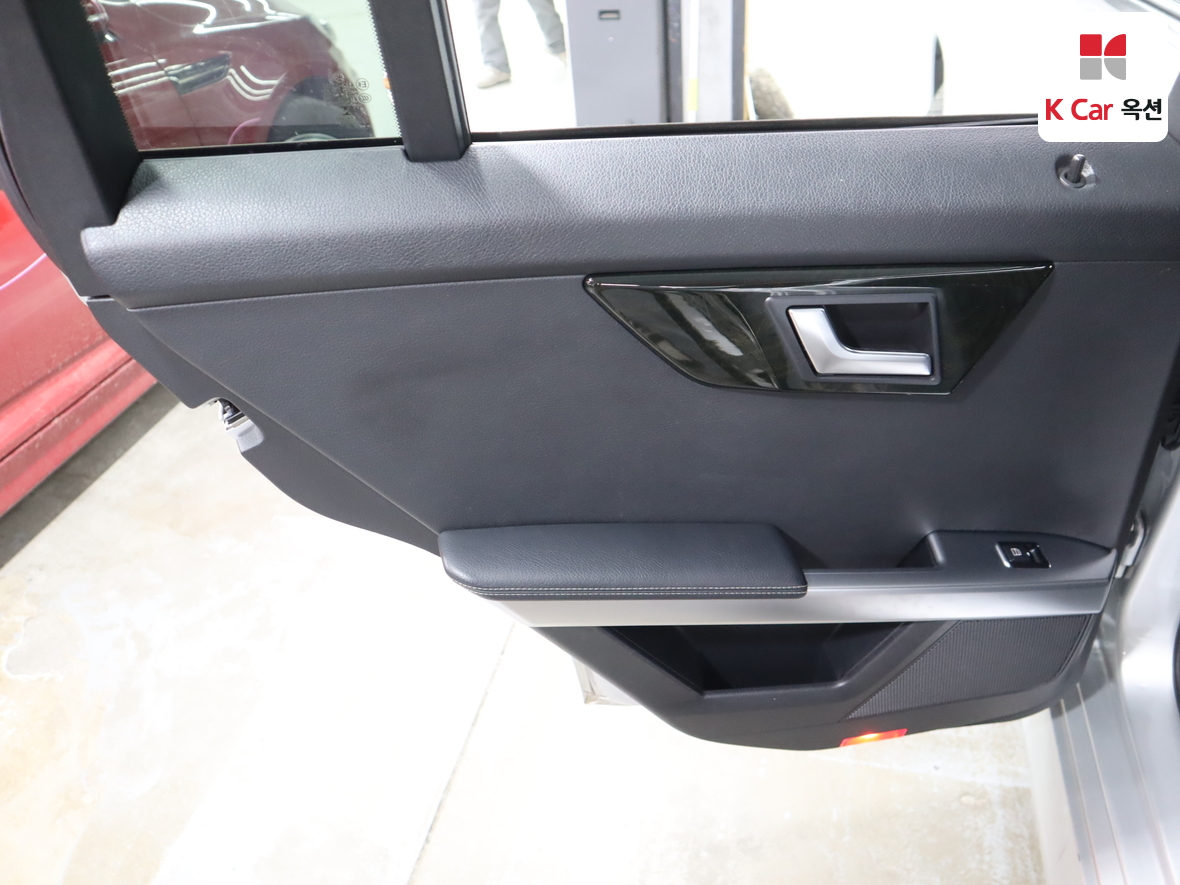 مرسيدس بنز GLK - 24