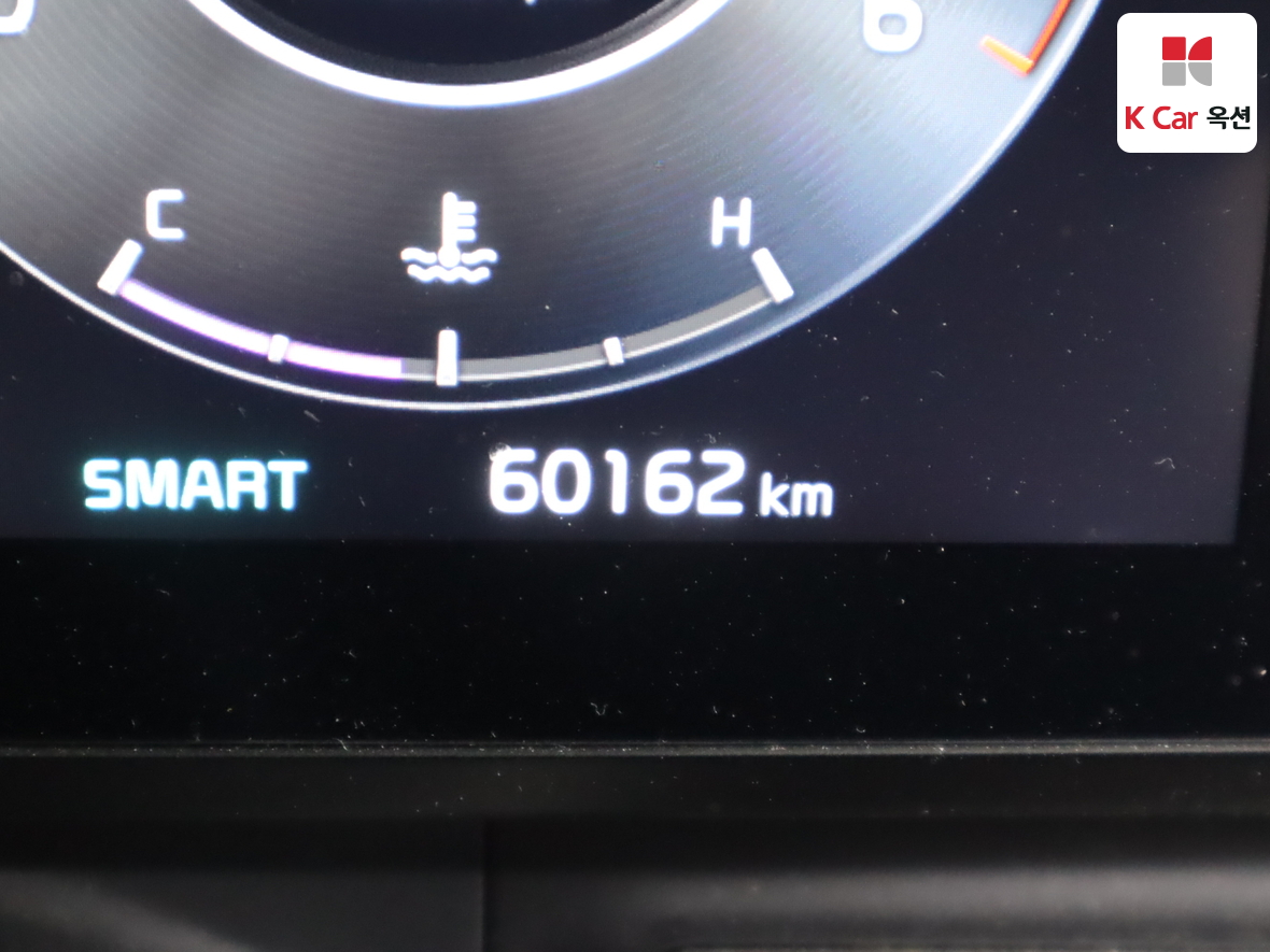 Kia Carnival 2023 - Image 4