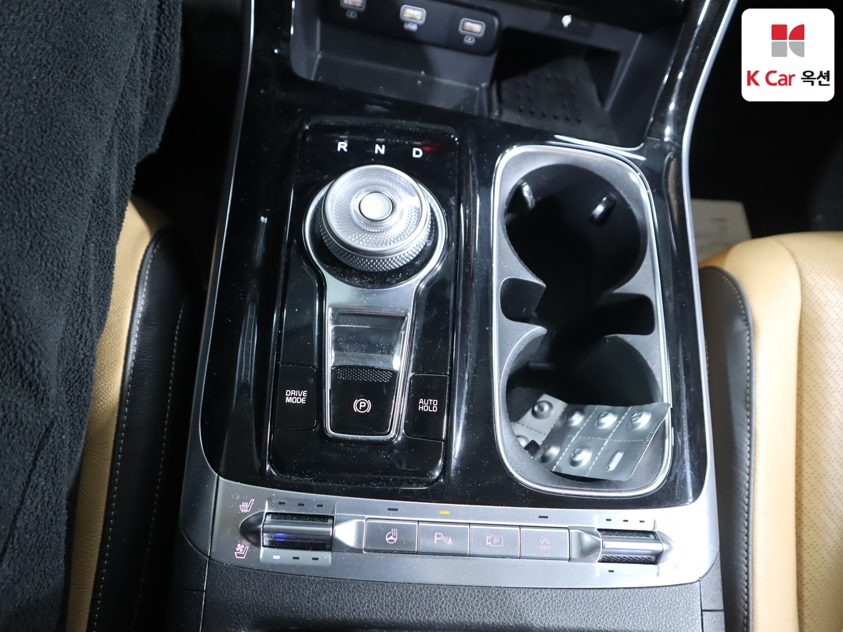 Kia Carnival 2023 - Image 16