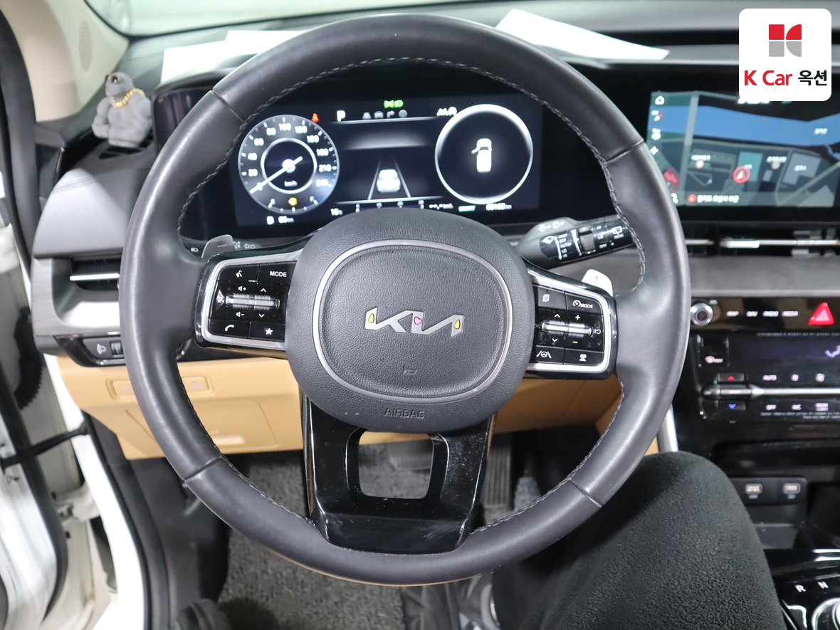 Kia Carnival 2023 - Image 10