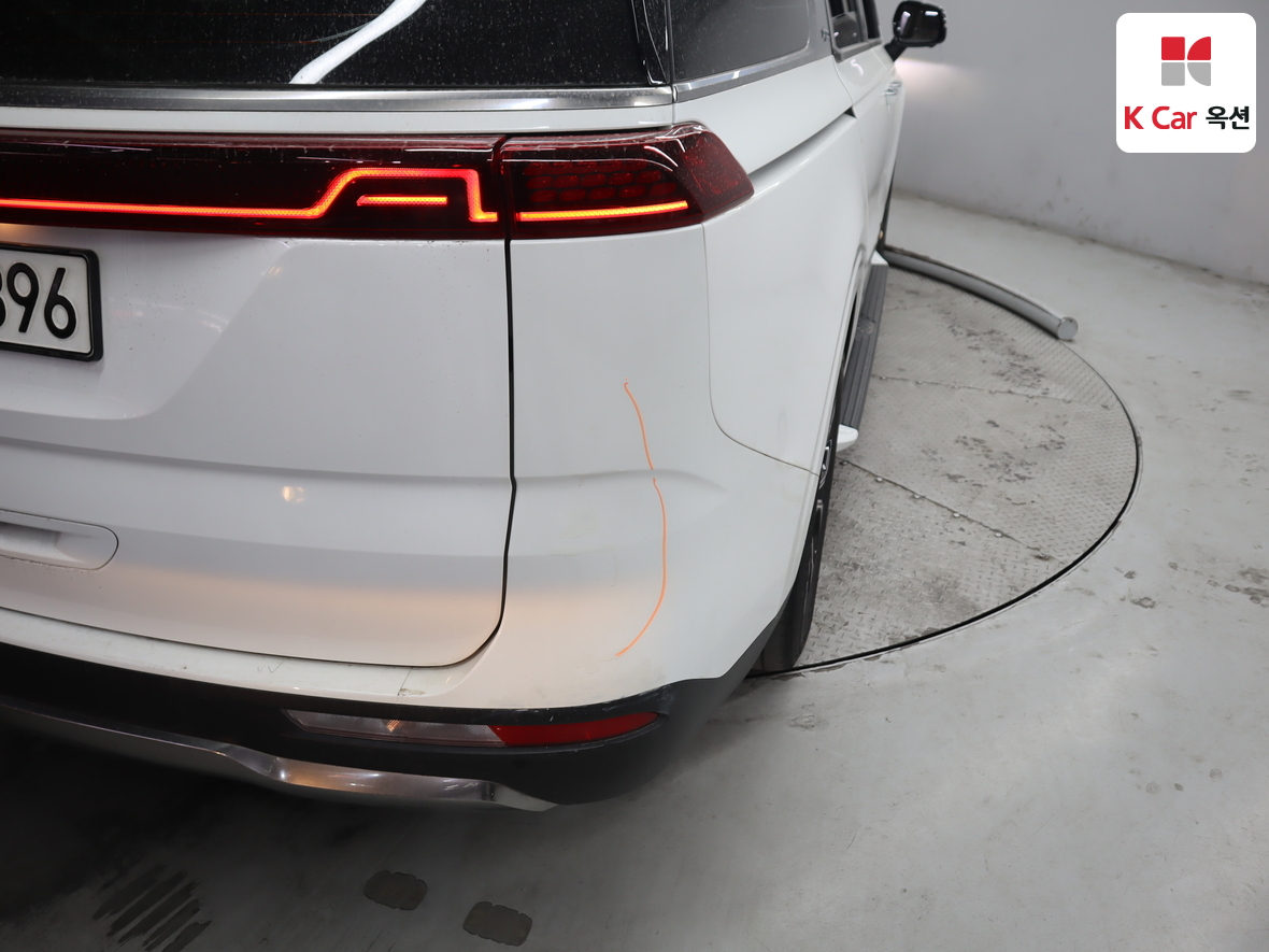 Kia Carnival 2023 - Image 38