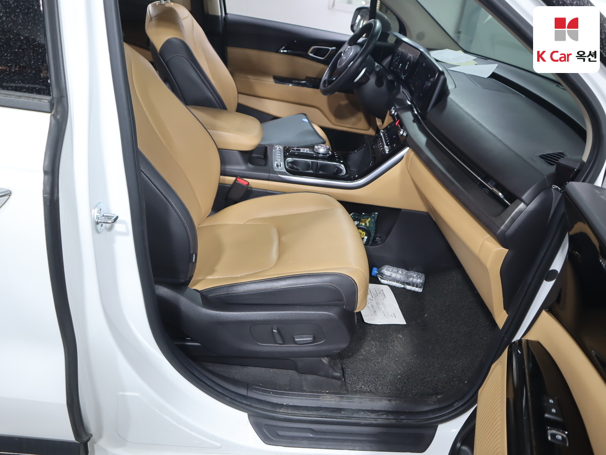 Kia Carnival 2023 - Image 29
