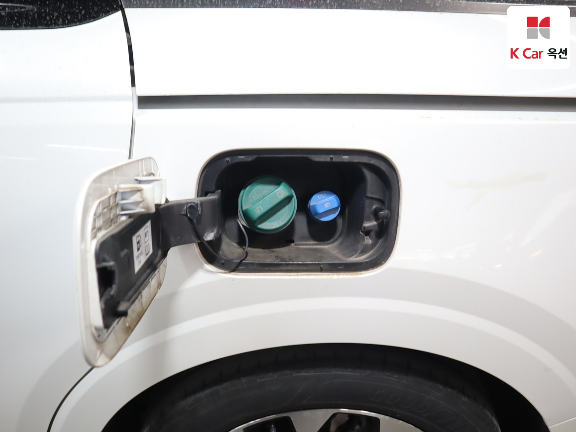 Kia Carnival 2023 - Image 23