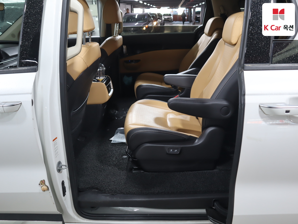 Kia Carnival 2023 - Image 22