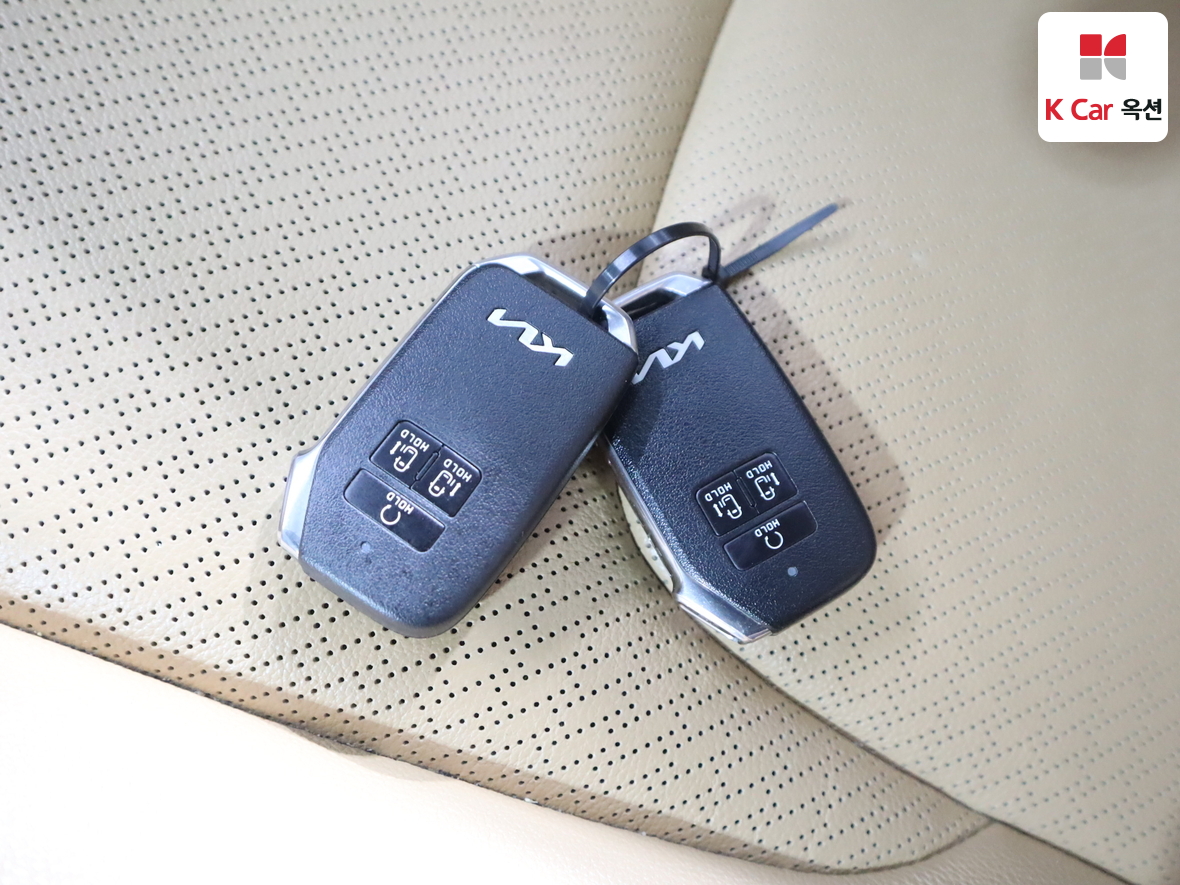 Kia Carnival 2023 - Image 17