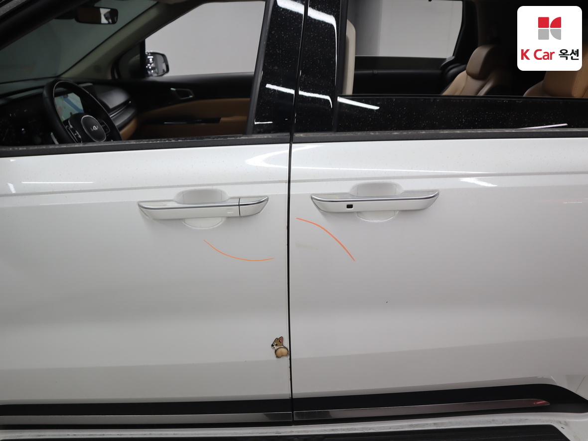 Kia Carnival 2023 - Image 36