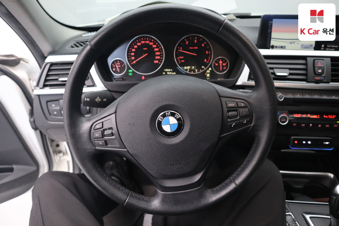 BMW 3 시리즈 - 10