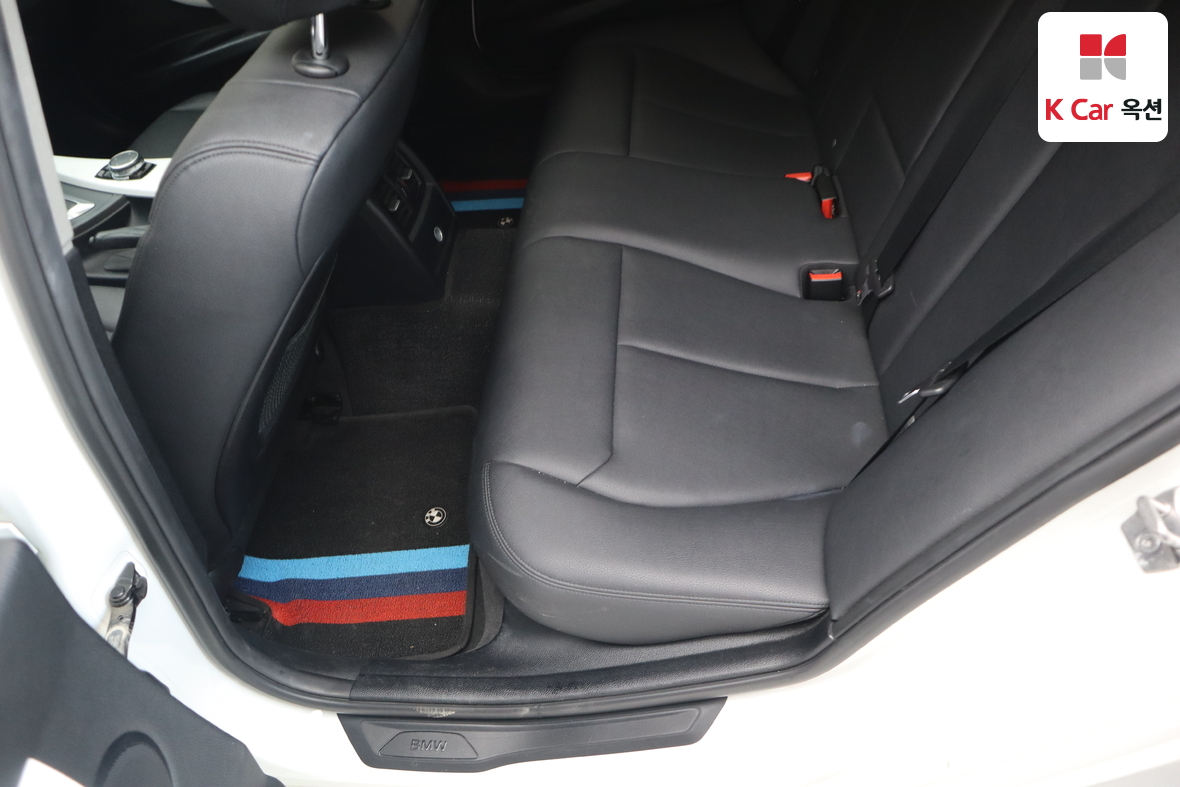 BMW 3 시리즈 - 25