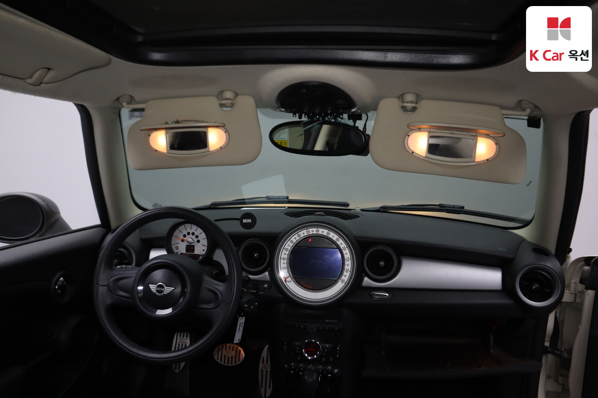 BMW MINI 2014 - Image 3