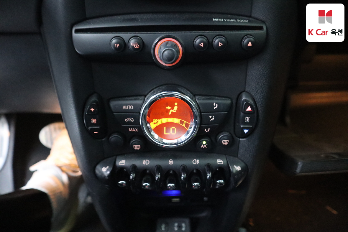 BMW MINI 2014 - Image 15