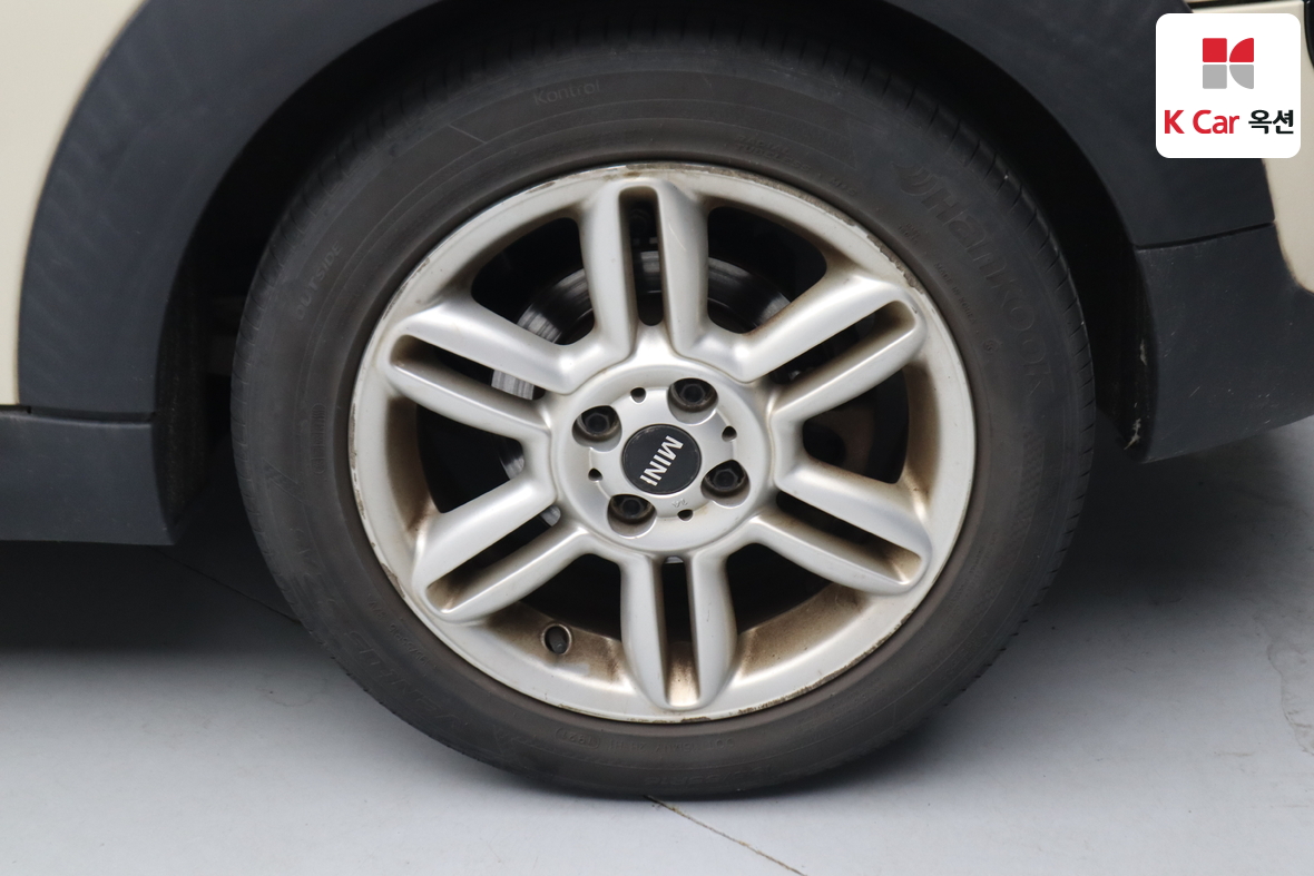 BMW MINI 2014 - Image 45