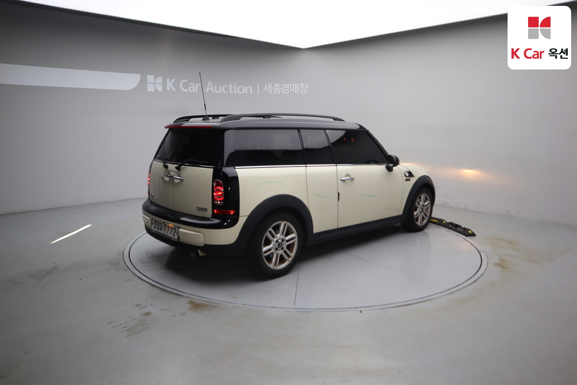 BMW MINI 2014 - Image 2