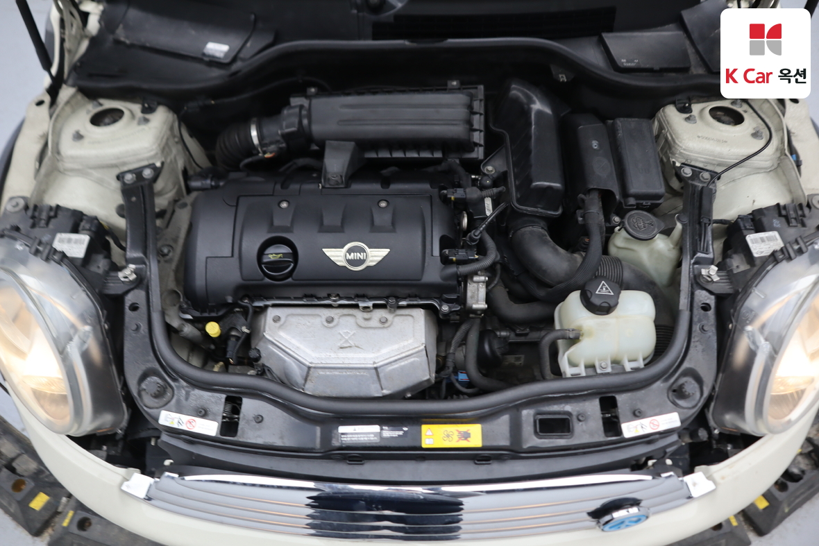 BMW MINI 2014 - Image 33