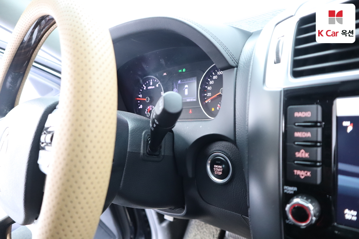 Kia Mohave 2018 - Image 11