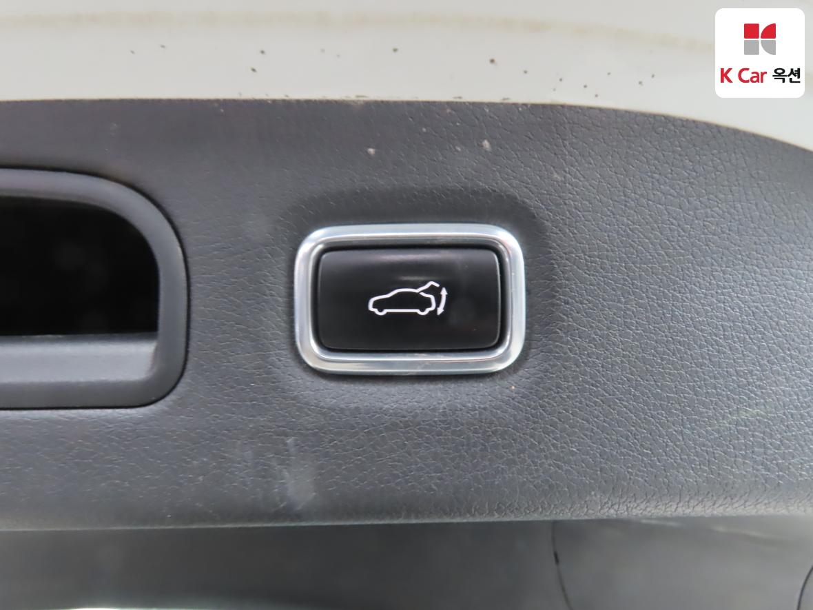 Kia Stinger - 27