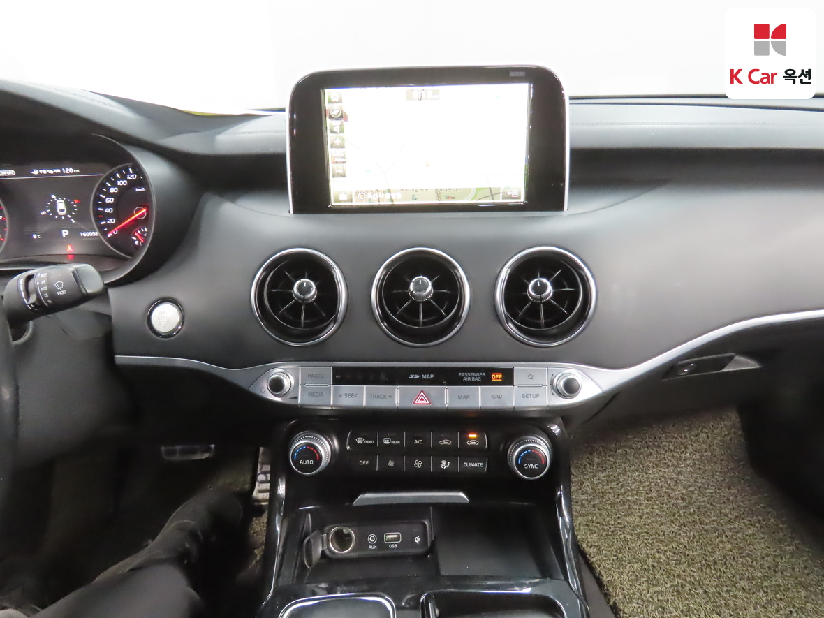 Kia Stinger - 6