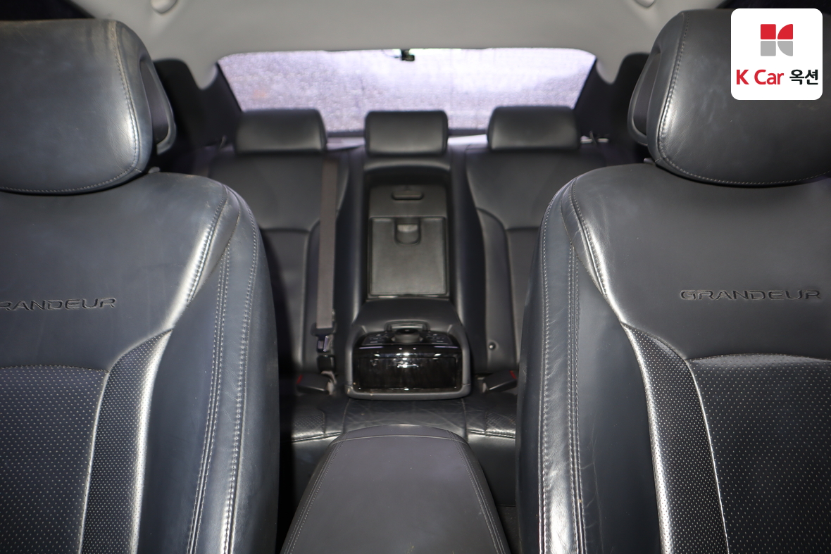 Hyundai AZERA 2014 - Image 17