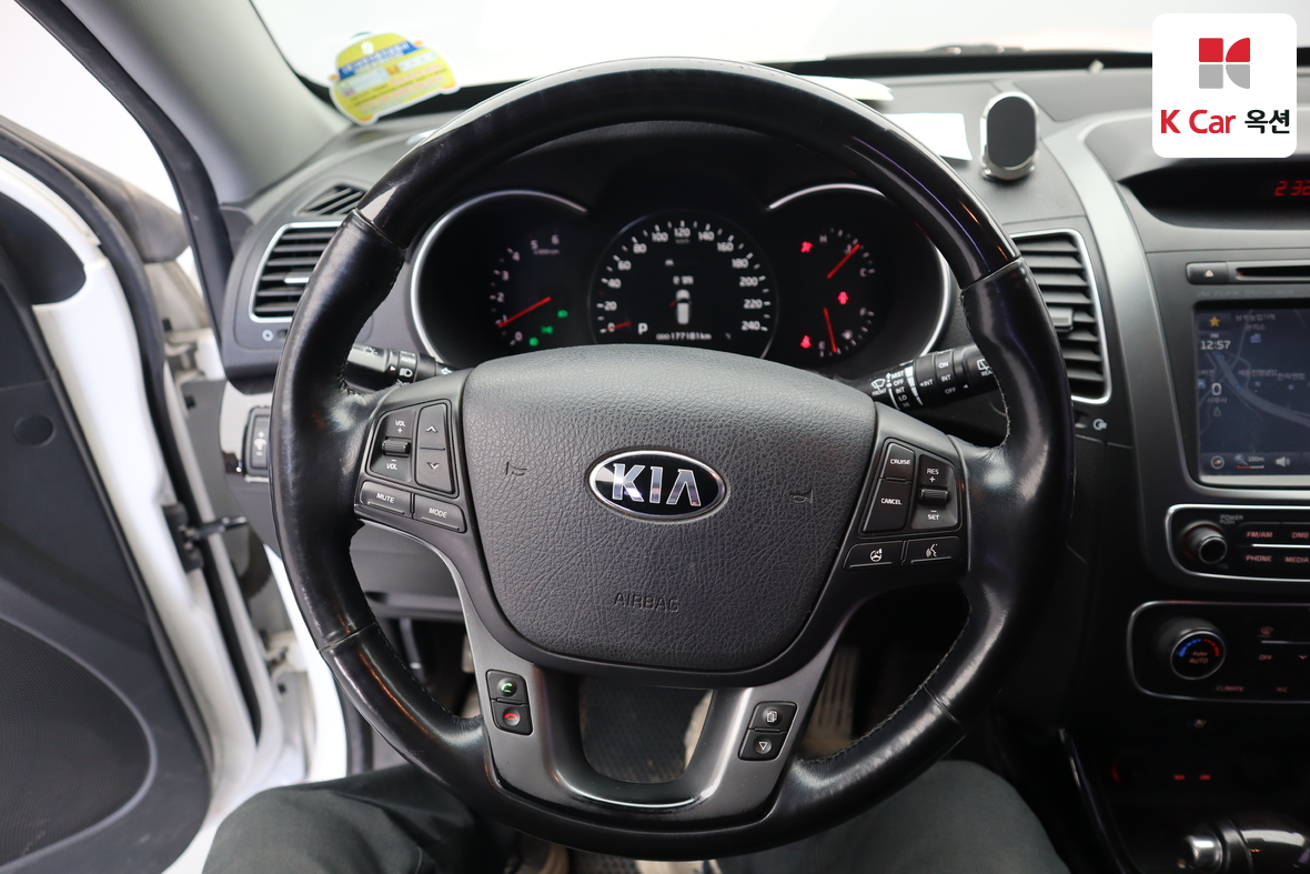 Kia Sorento - 10
