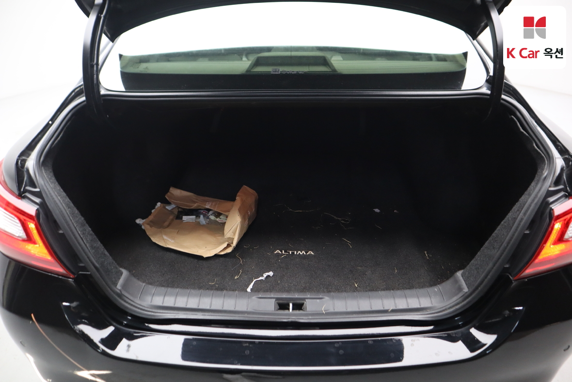 Nissan Altima 2017 - Image 23