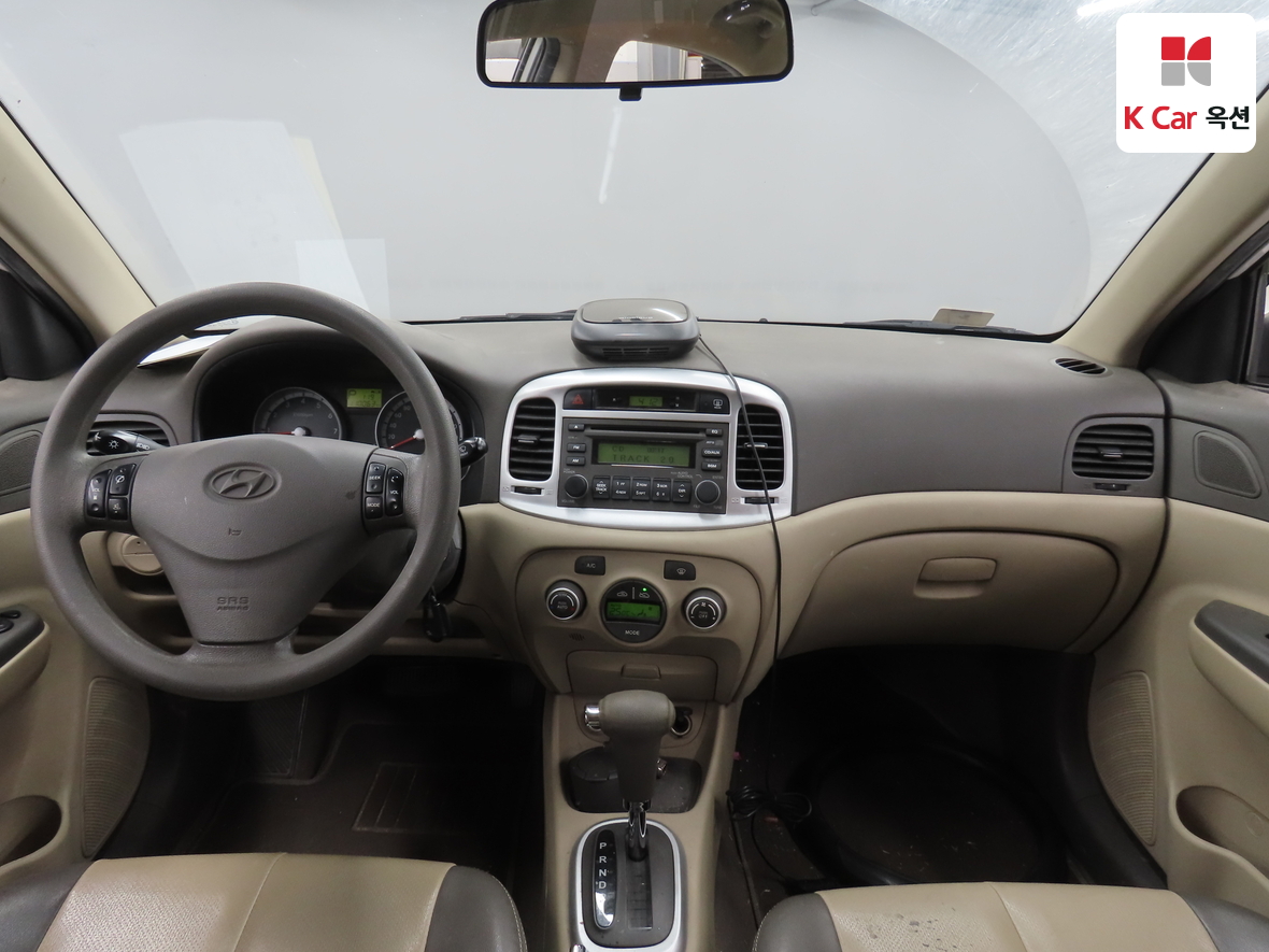 Hyundai Verna - 3