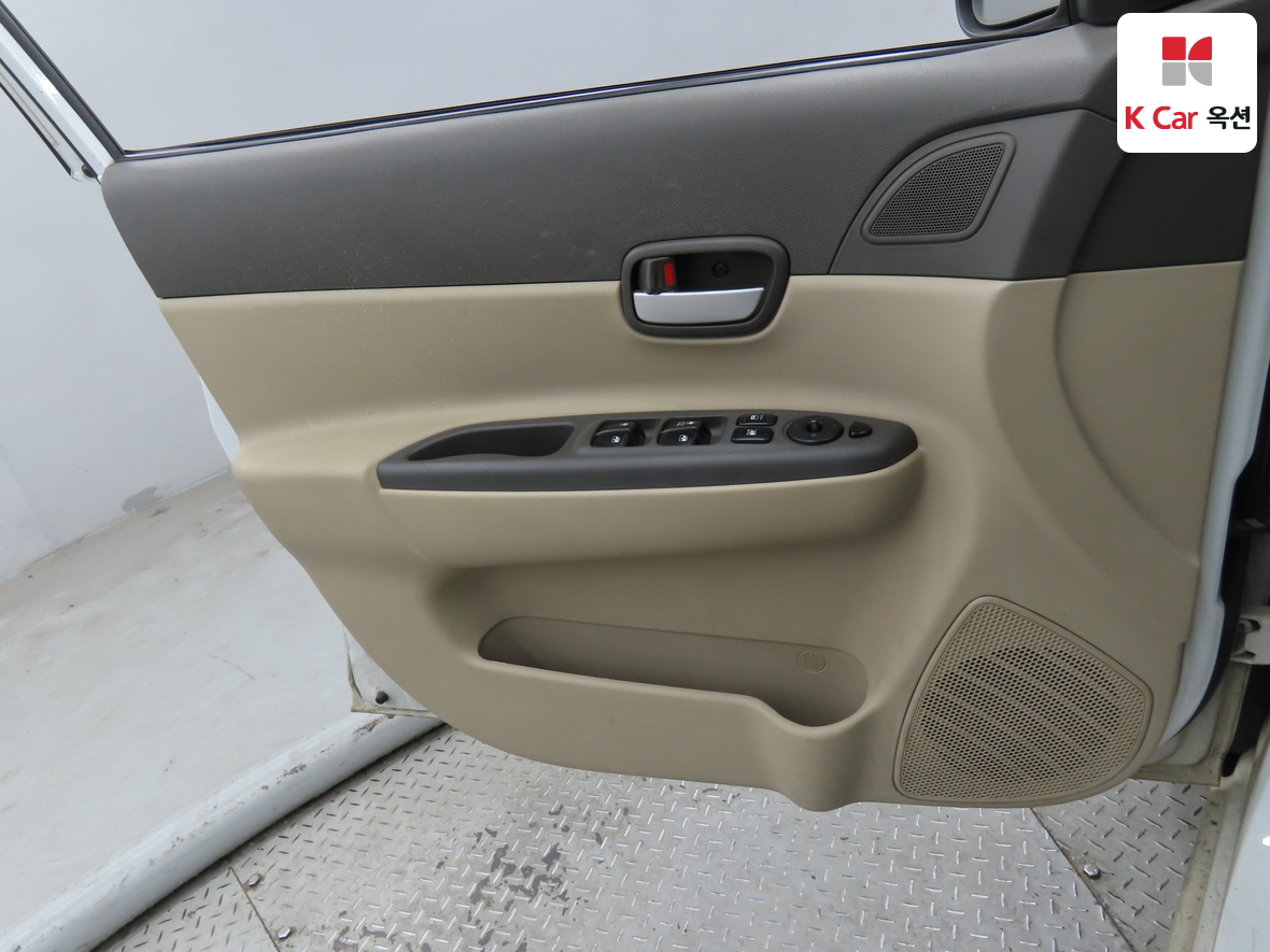 Hyundai Verna - 8