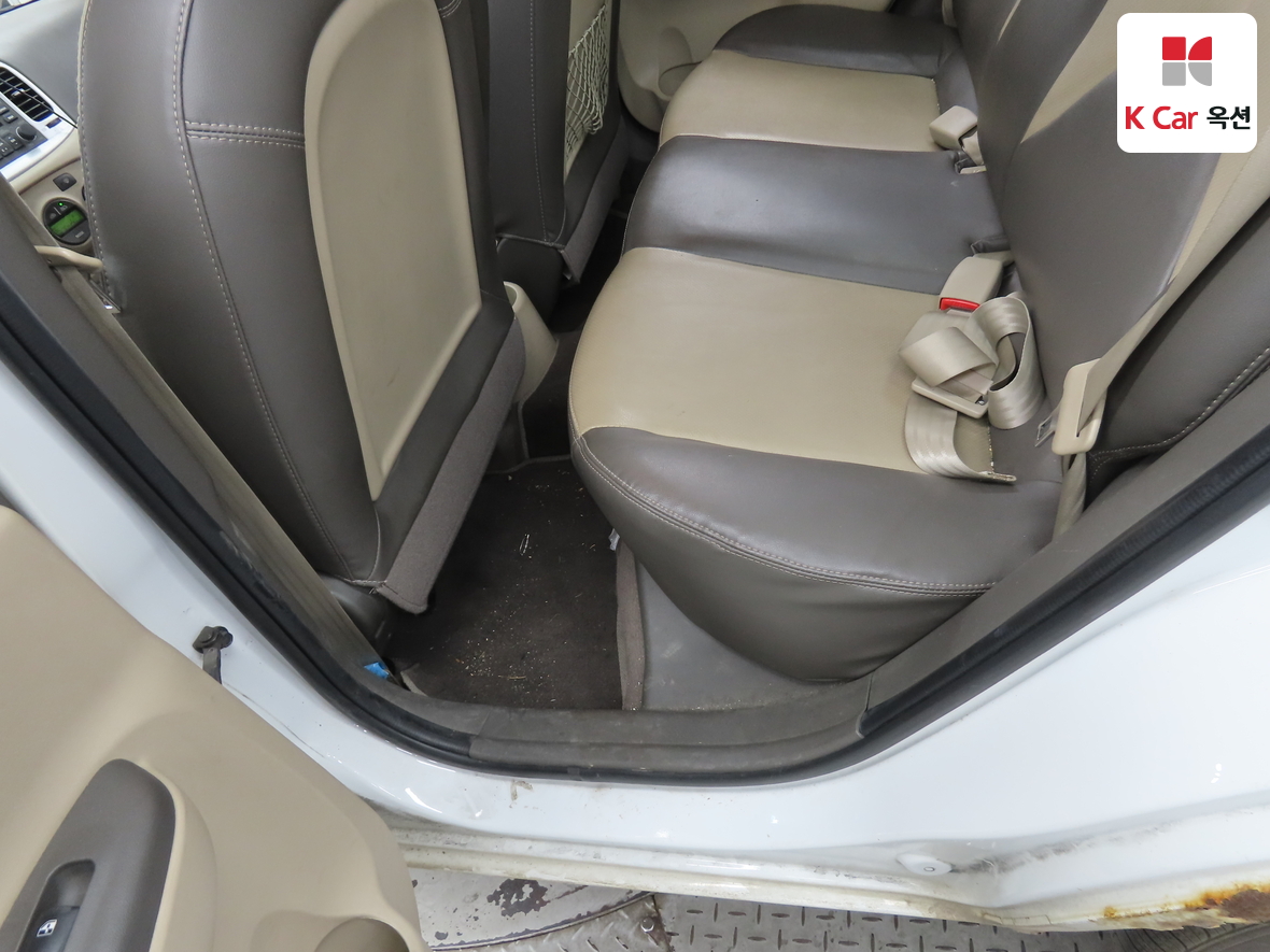 Hyundai Verna - 23