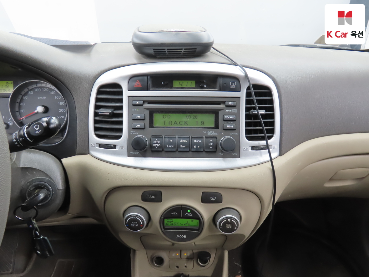 Hyundai Verna - 6