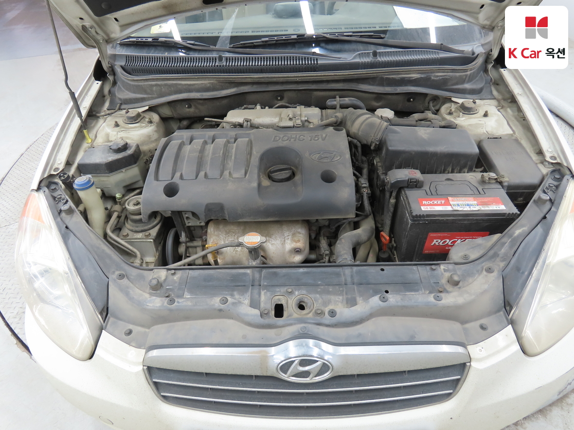 Hyundai Verna - 31