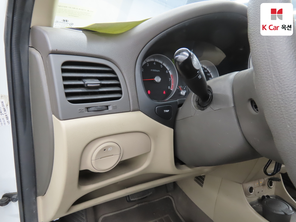 Hyundai Verna - 9