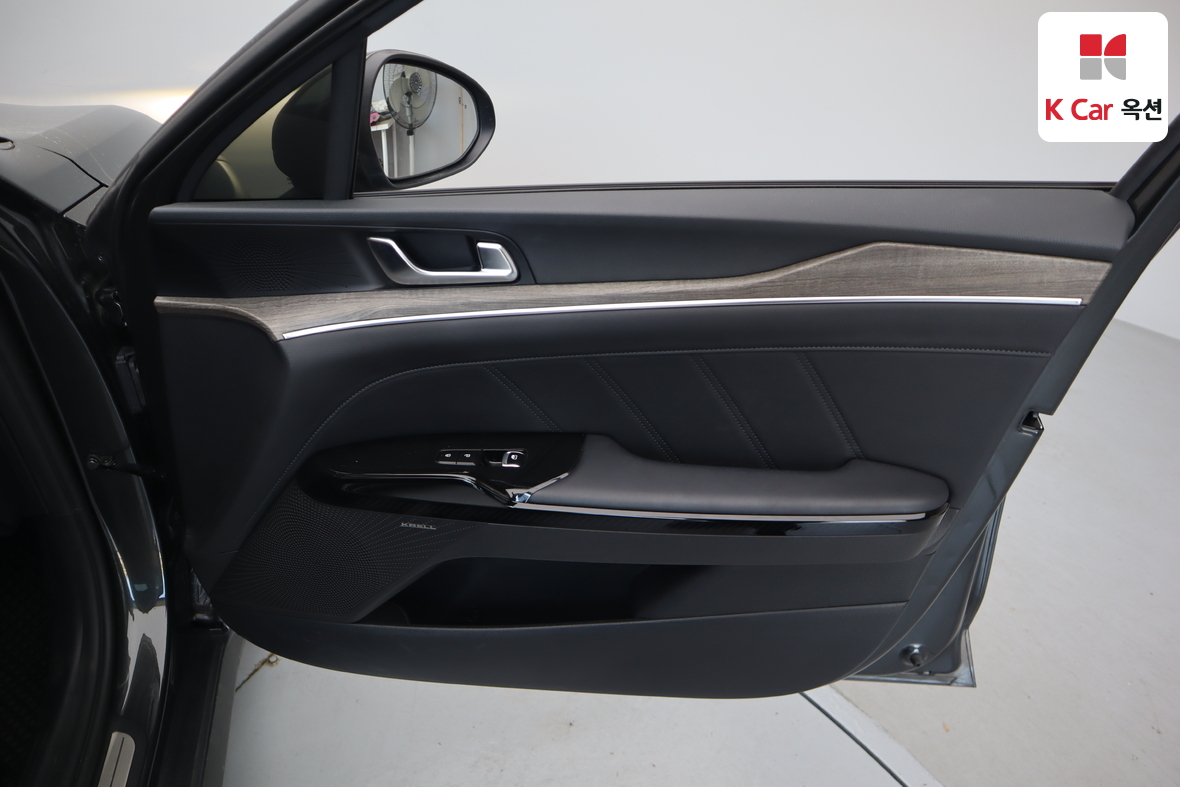 Kia K5 2021 - Image 30