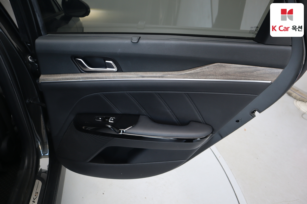 Kia K5 2021 - Image 28