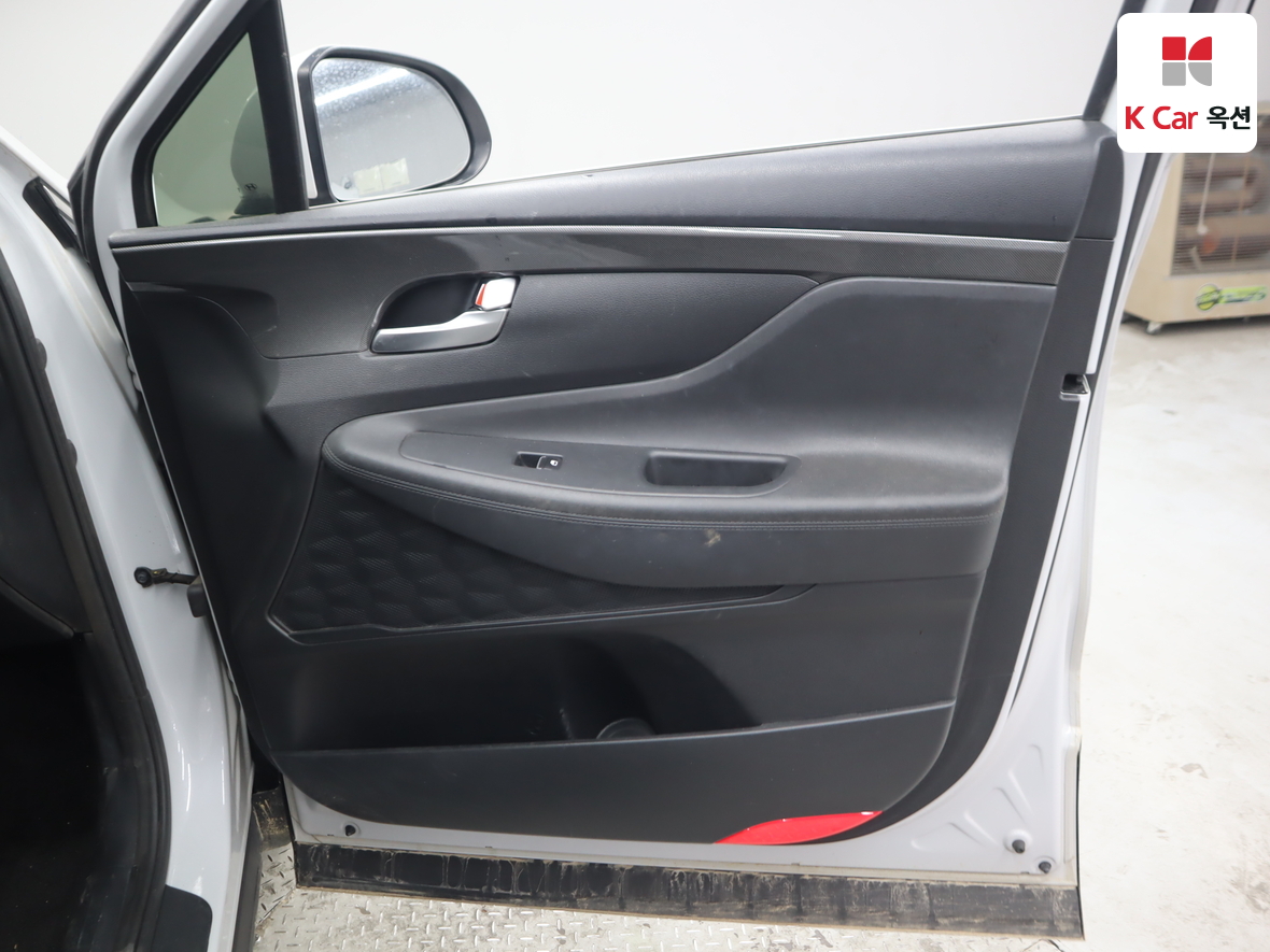 هيونداي سانتافي 2022 - صورة 29