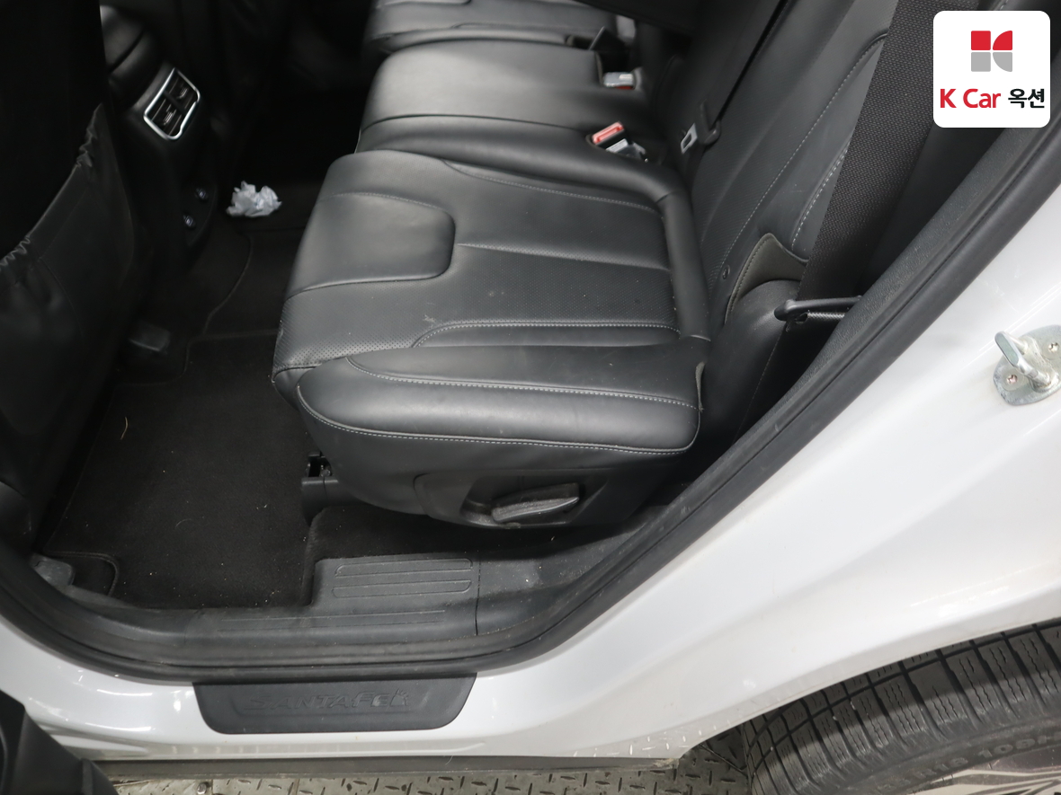 هيونداي سانتافي 2022 - صورة 22