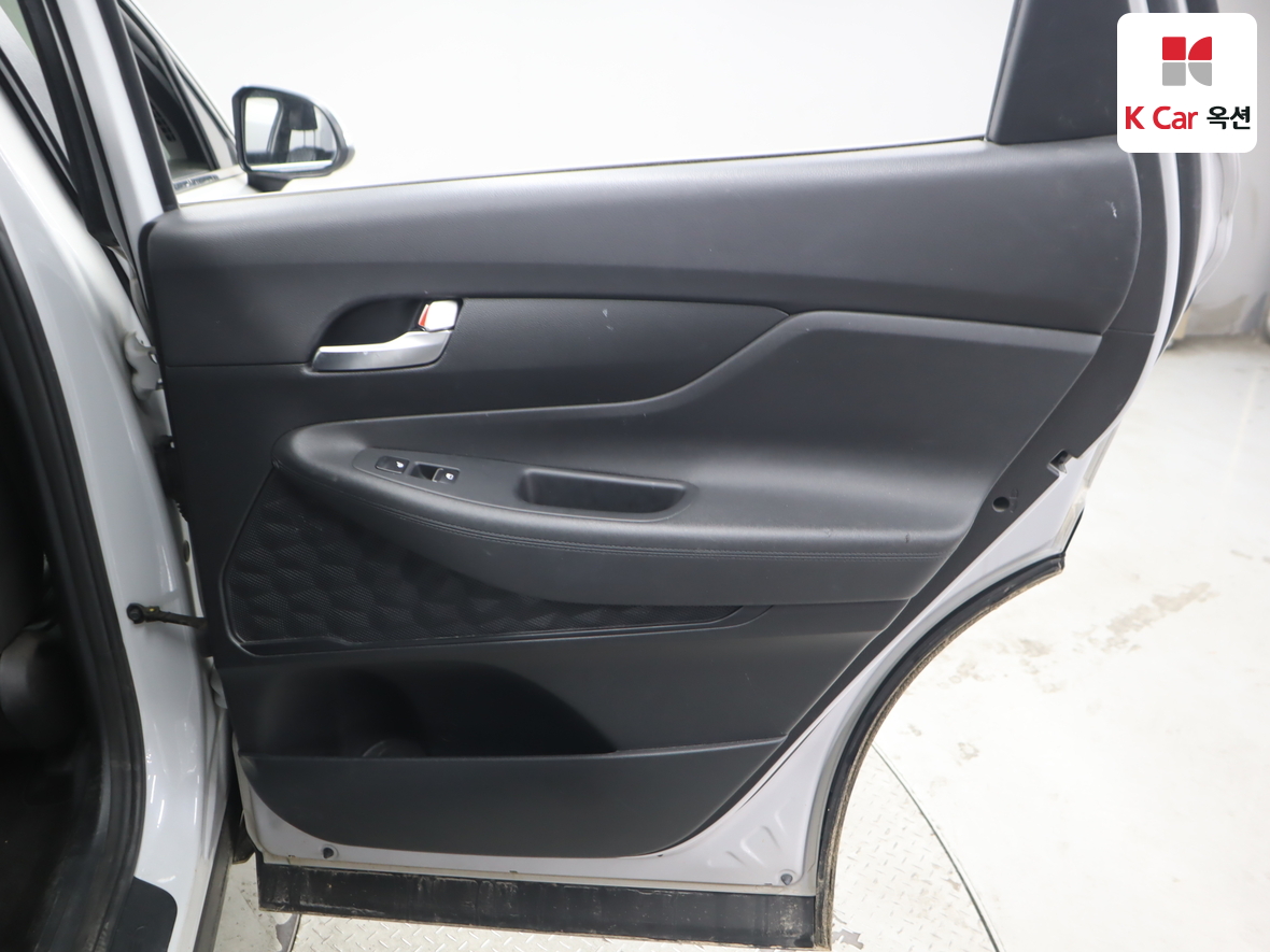 هيونداي سانتافي 2022 - صورة 27