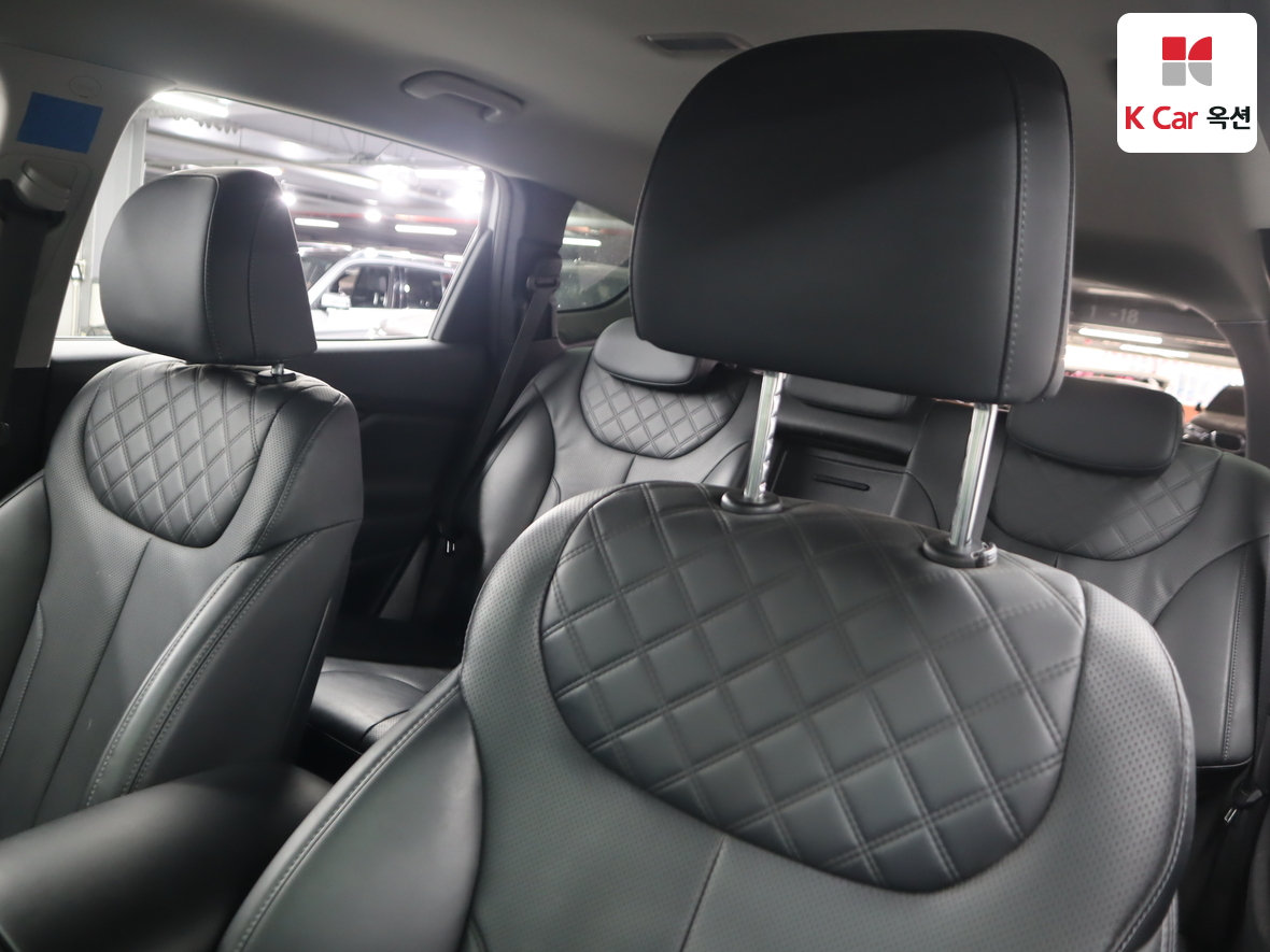 هيونداي سانتافي 2022 - صورة 18