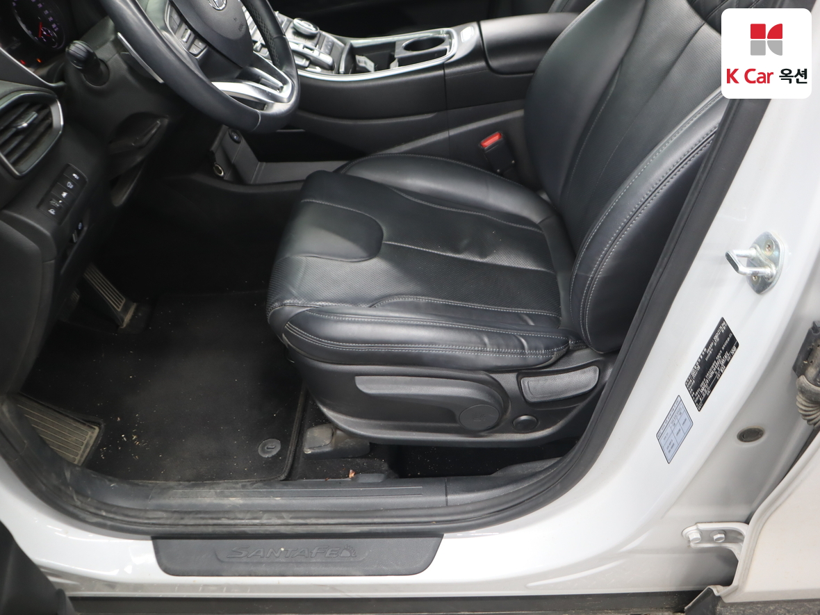 هيونداي سانتافي 2022 - صورة 17