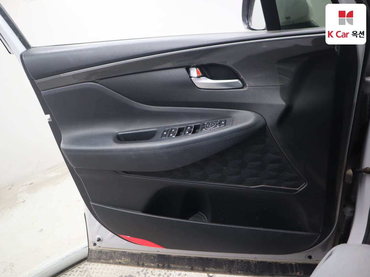 هيونداي سانتافي 2022 - صورة 8