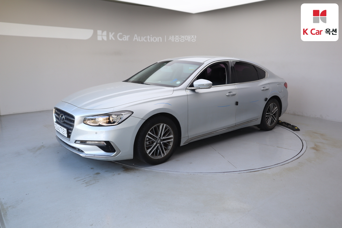 Hyundai AZERA 2018 - Image 1