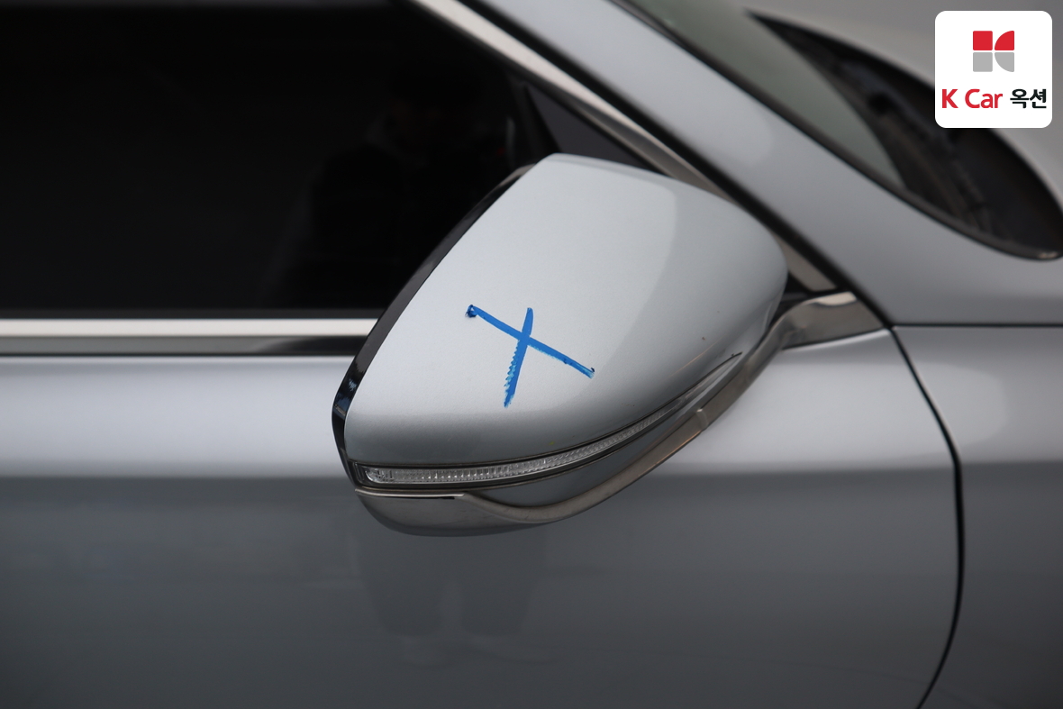 Hyundai AZERA 2018 - Image 41