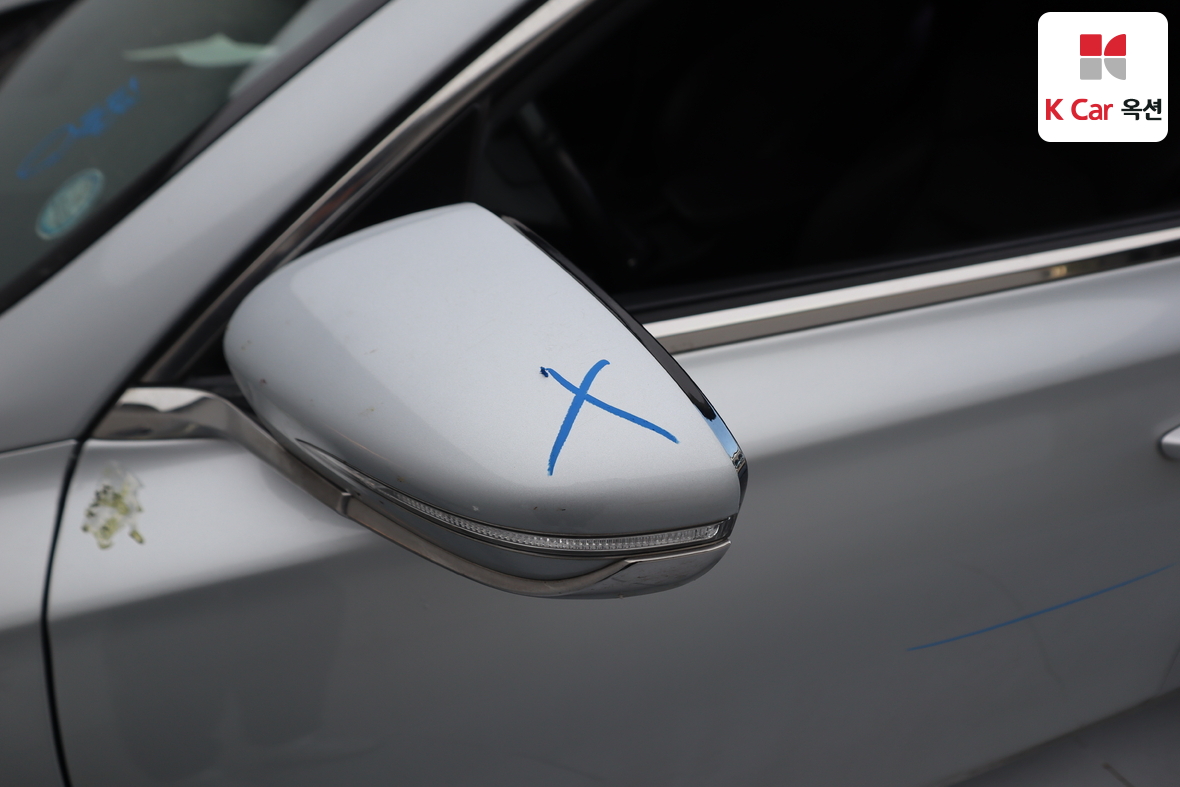 Hyundai AZERA 2018 - Image 33