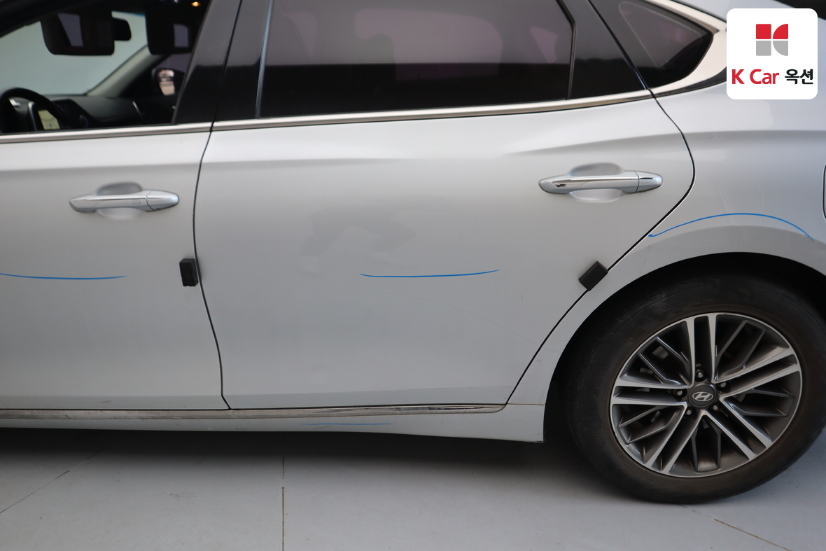 Hyundai AZERA 2018 - Image 34