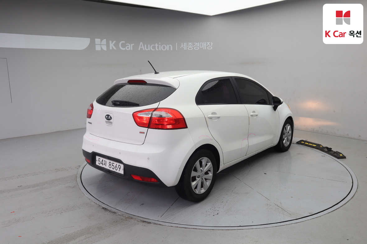 Kia Pride - 2