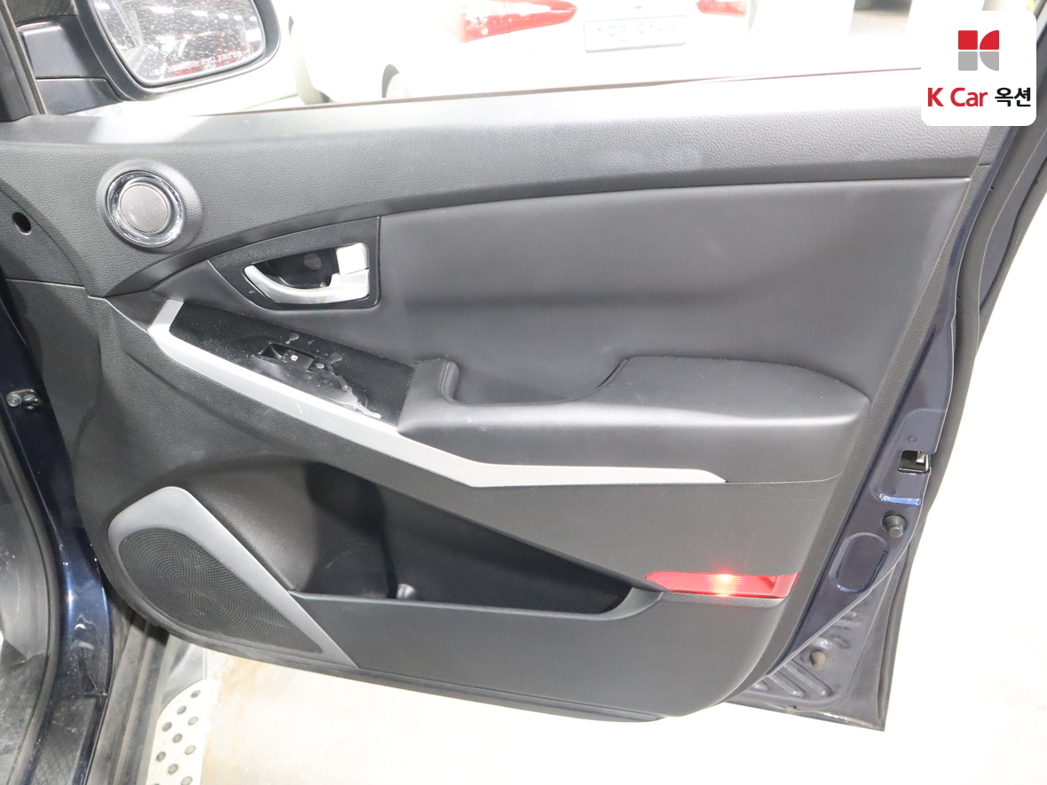 KG Mobility Korando - 30