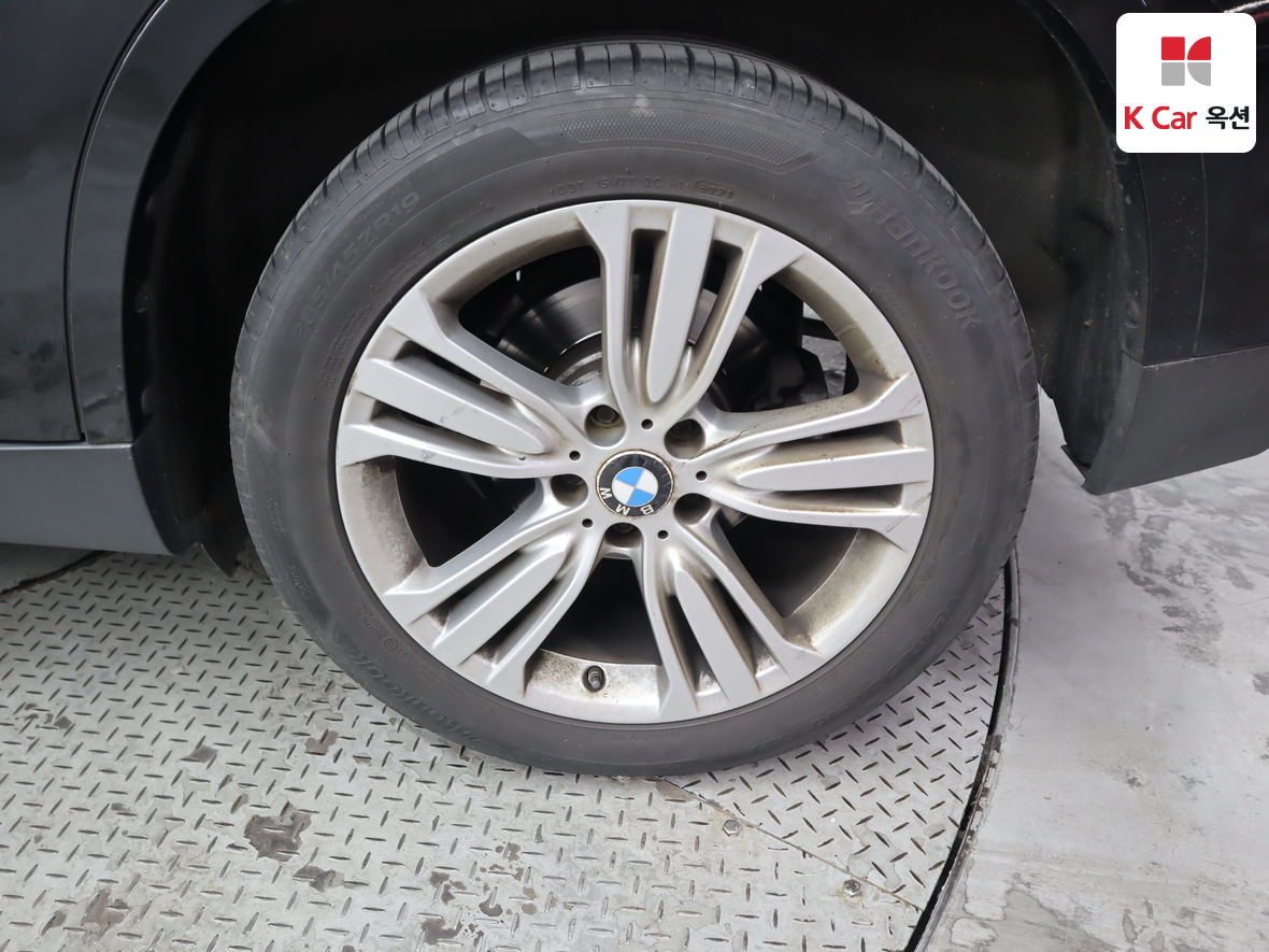 BMW X5 - 50
